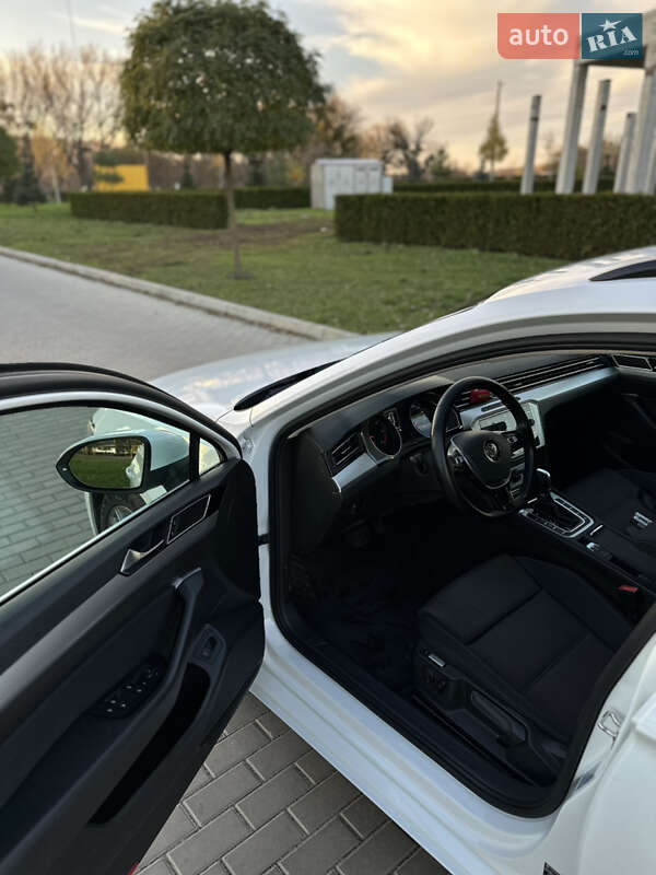 Универсал Volkswagen Passat 2017 в Умани