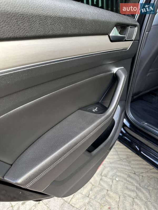 Универсал Volkswagen Passat 2019 в Стрые фото 101 Универсал Volkswagen Passat 2019 в Стрые