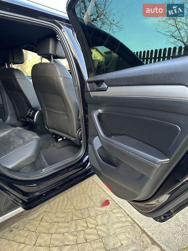Универсал Volkswagen Passat 2019 в Стрые фото 118 Универсал Volkswagen Passat 2019 в Стрые