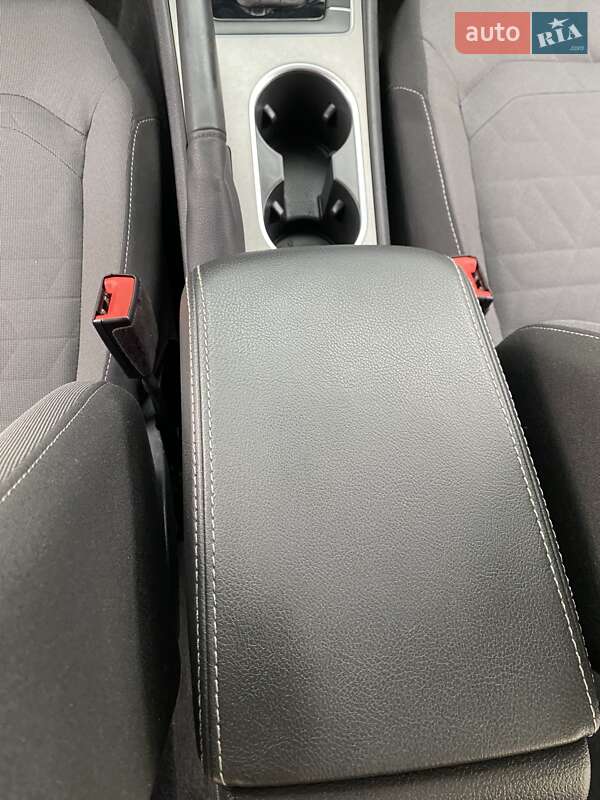 Седан Volkswagen Passat 2021 в Днепре фото 54 Седан Volkswagen Passat 2021 в Днепре