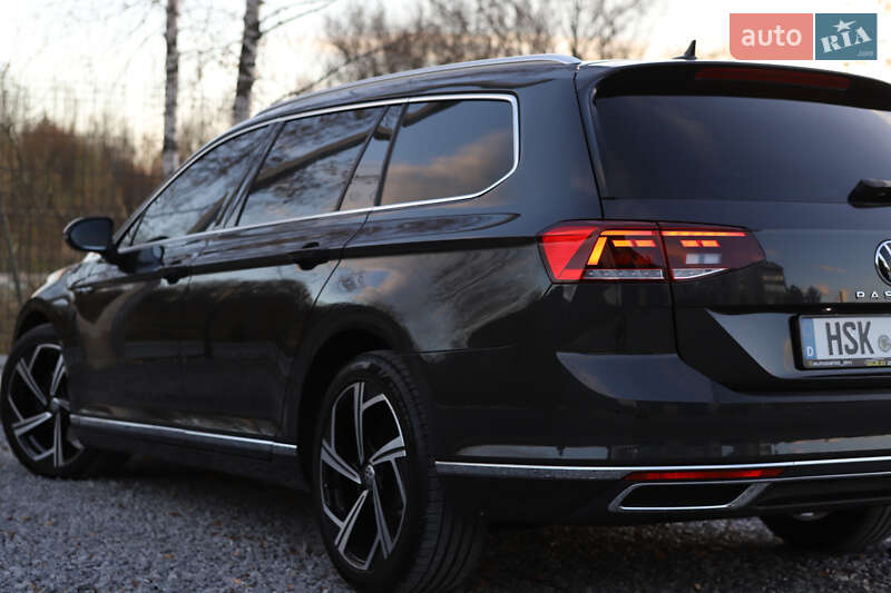 Универсал Volkswagen Passat 2023 в Дрогобыче фото 28 Универсал Volkswagen Passat 2023 в Дрогобыче
