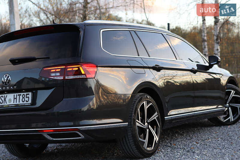 Универсал Volkswagen Passat 2023 в Дрогобыче фото 29 Универсал Volkswagen Passat 2023 в Дрогобыче