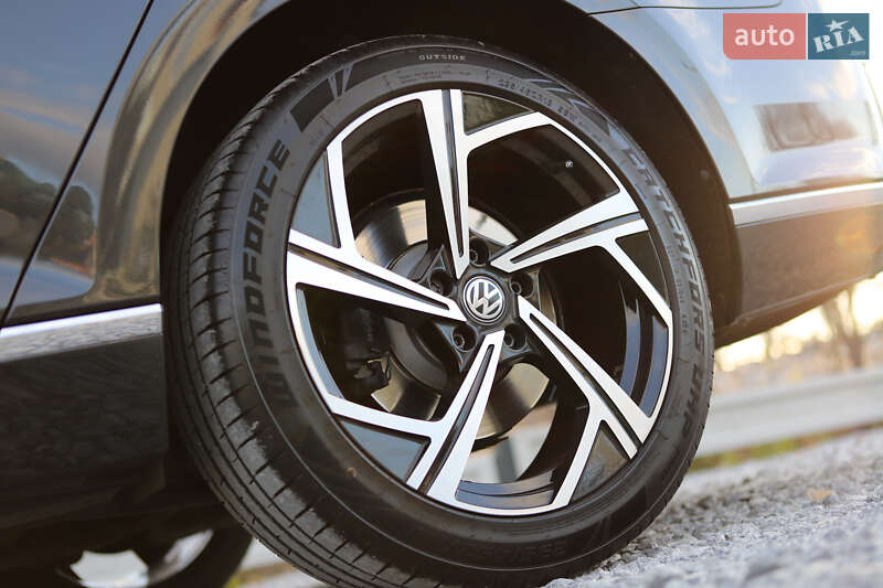 Универсал Volkswagen Passat 2023 в Дрогобыче фото 44 Универсал Volkswagen Passat 2023 в Дрогобыче