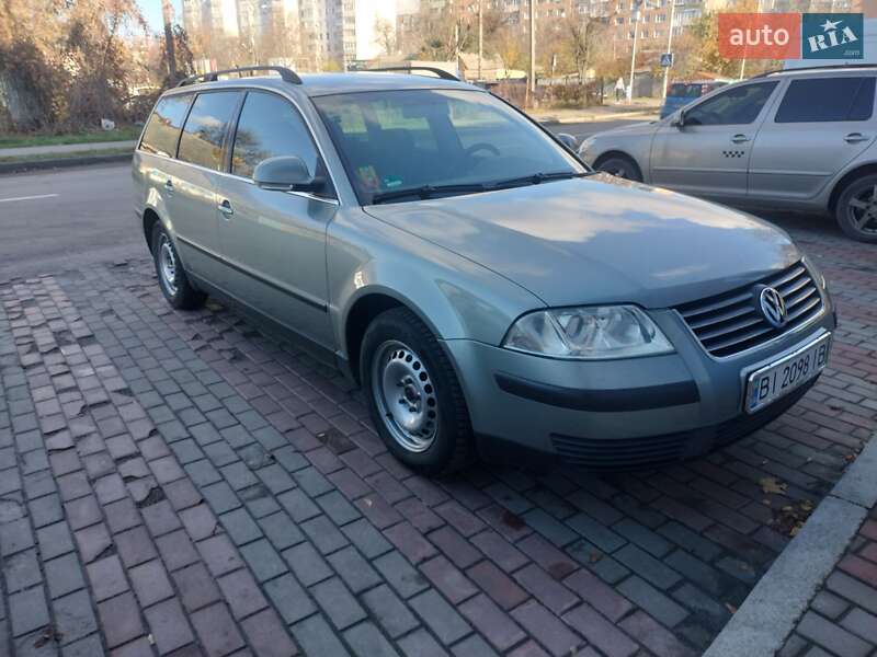 Универсал Volkswagen Passat 2004 в Полтаве