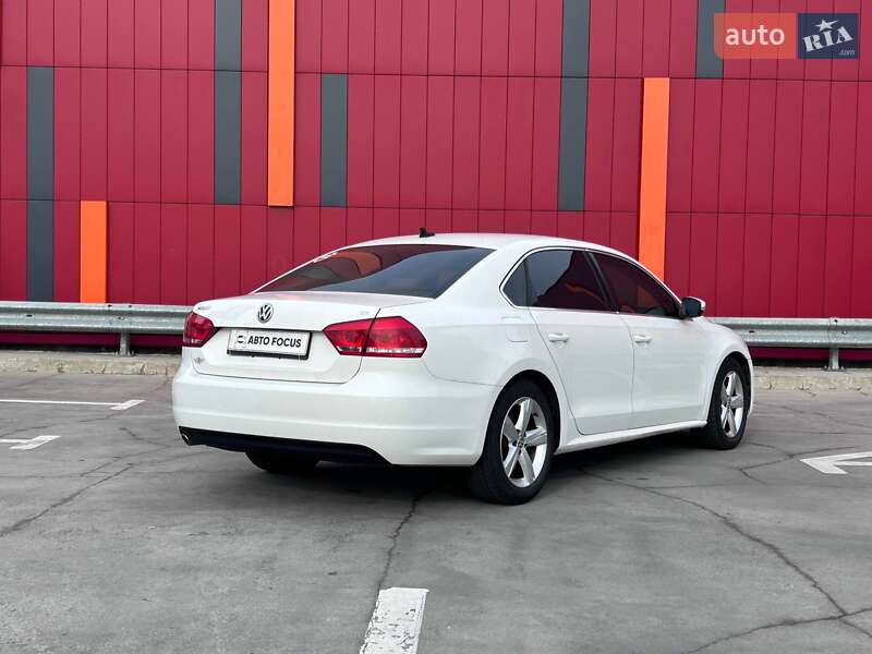 Седан Volkswagen Passat 2013 в Киеве фото 8 Седан Volkswagen Passat 2013 в Киеве