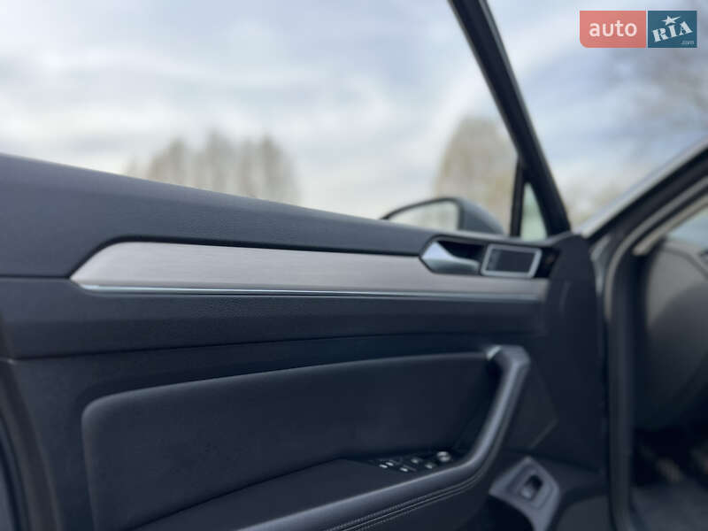 Універсал Volkswagen Passat 2016 в Києві