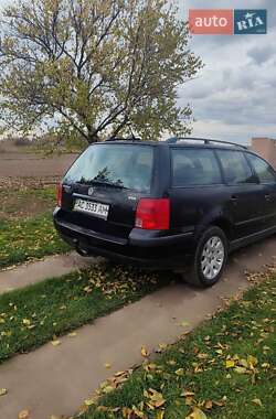 Универсал Volkswagen Passat 1998 в Торчине