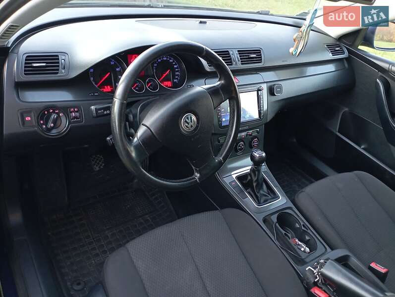 Универсал Volkswagen Passat 2005 в Красилове