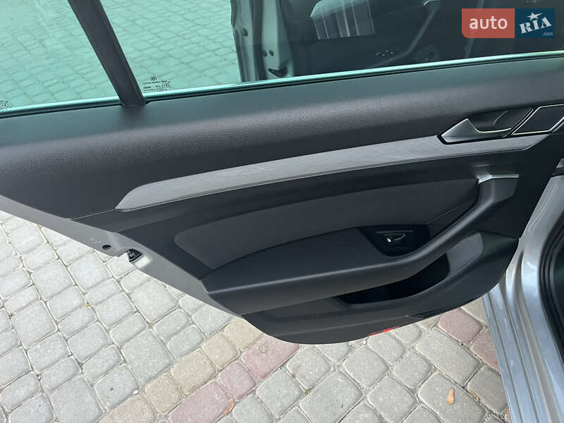 Универсал Volkswagen Passat 2021 в Дунаевцах фото 25 Универсал Volkswagen Passat 2021 в Дунаевцах