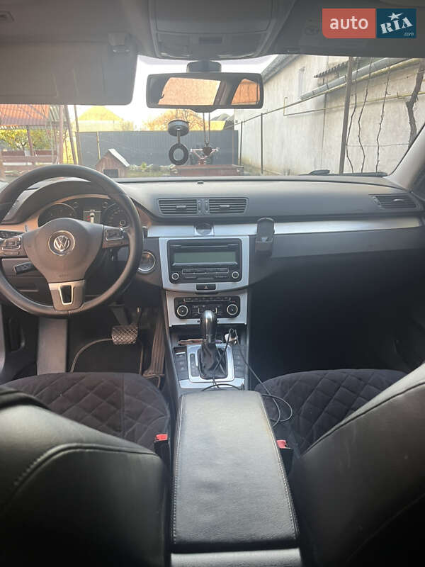 Универсал Volkswagen Passat 2011 в Мукачево