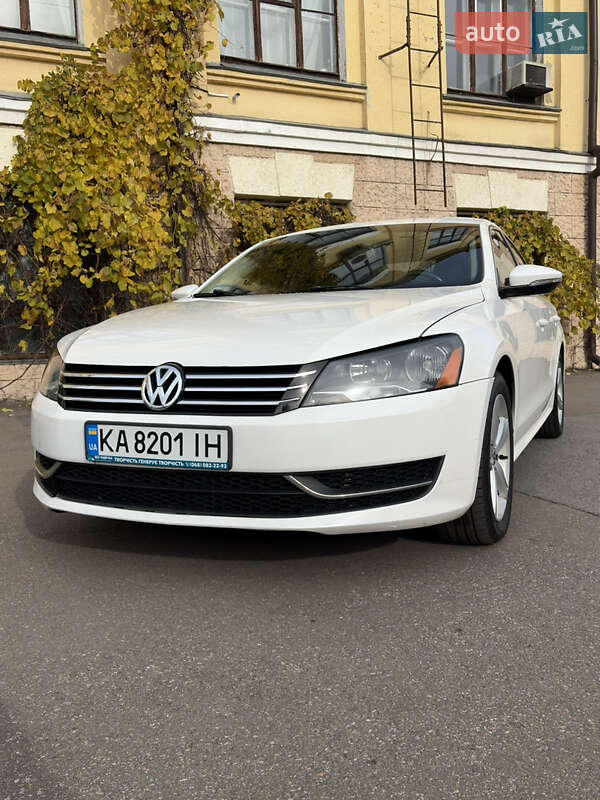 Седан Volkswagen Passat 2012 в Киеве фото 2 Седан Volkswagen Passat 2012 в Киеве