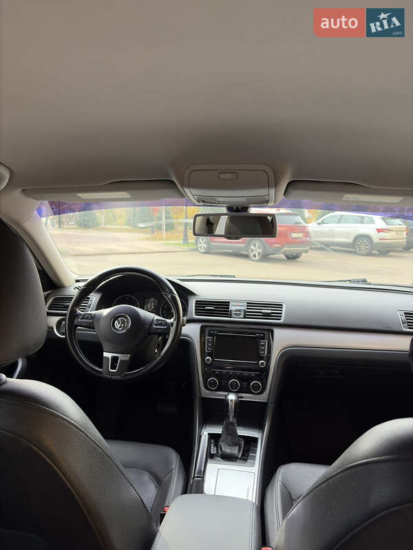 Седан Volkswagen Passat 2012 в Киеве фото 33 Седан Volkswagen Passat 2012 в Киеве