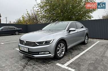 Седан Volkswagen Passat 2018 в Вінниці