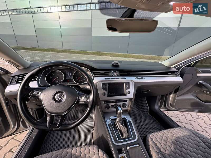 Универсал Volkswagen Passat 2015 в Ивано-Франковске фото 12 Универсал Volkswagen Passat 2015 в Ивано-Франковске