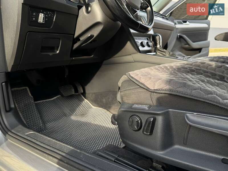 Универсал Volkswagen Passat 2015 в Ивано-Франковске фото 17 Универсал Volkswagen Passat 2015 в Ивано-Франковске