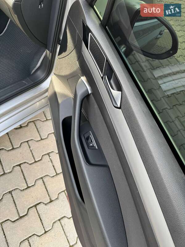 Универсал Volkswagen Passat 2015 в Ивано-Франковске фото 25 Универсал Volkswagen Passat 2015 в Ивано-Франковске