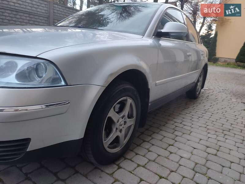 Седан Volkswagen Passat 2005 в Львові