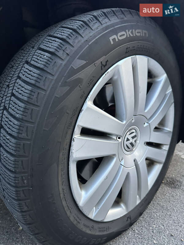 Універсал Volkswagen Passat 2006 в Вінниці