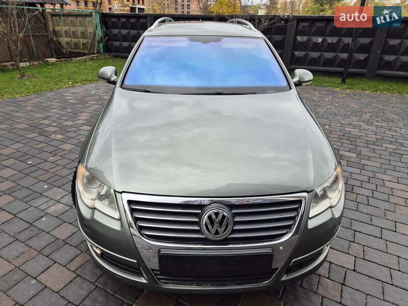 Универсал Volkswagen Passat 2006 в Ивано-Франковске