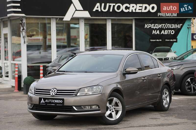 Volkswagen Passat 2011