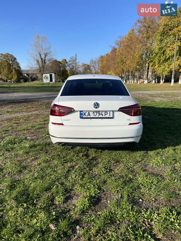 Седан Volkswagen Passat 2018 в Киеве фото 2 Седан Volkswagen Passat 2018 в Киеве