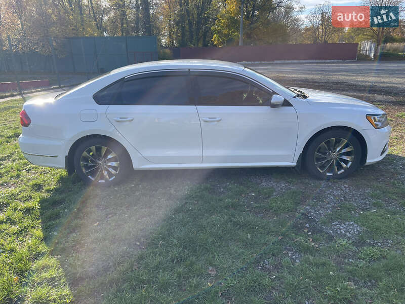 Седан Volkswagen Passat 2018 в Киеве фото 7 Седан Volkswagen Passat 2018 в Киеве
