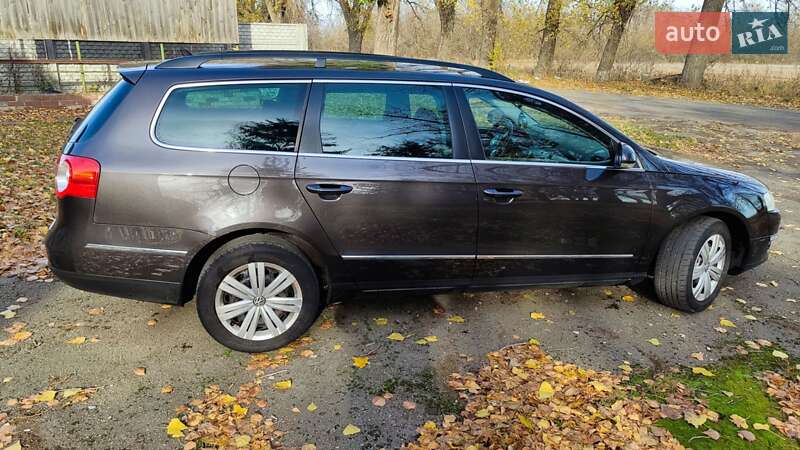 Универсал Volkswagen Passat 2010 в Кагарлыке