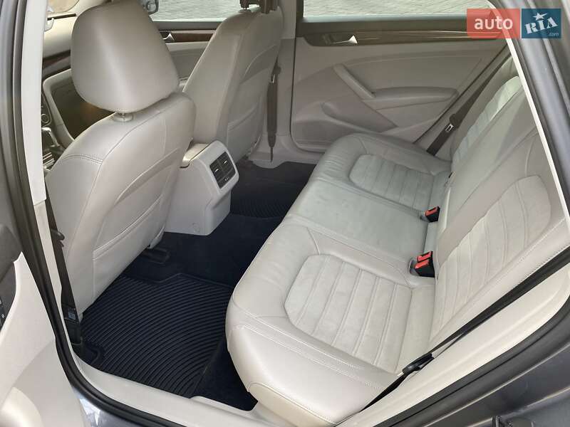 Седан Volkswagen Passat 2012 в Киеве фото 23 Седан Volkswagen Passat 2012 в Киеве
