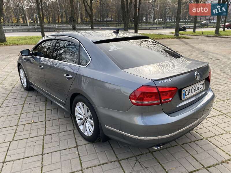 Седан Volkswagen Passat 2012 в Киеве фото 4 Седан Volkswagen Passat 2012 в Киеве