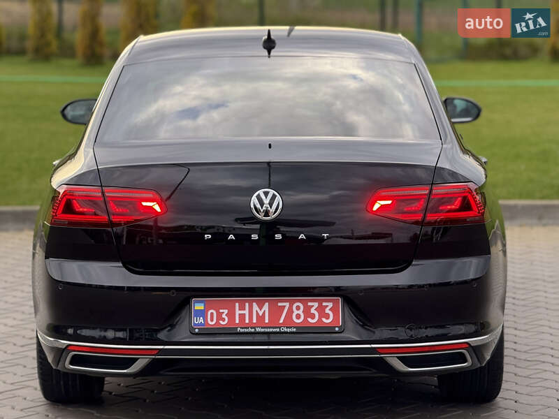 Седан Volkswagen Passat 2019 в Луцьку