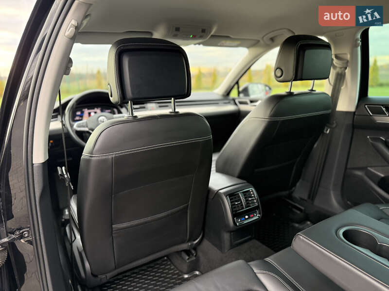 Седан Volkswagen Passat 2019 в Луцьку