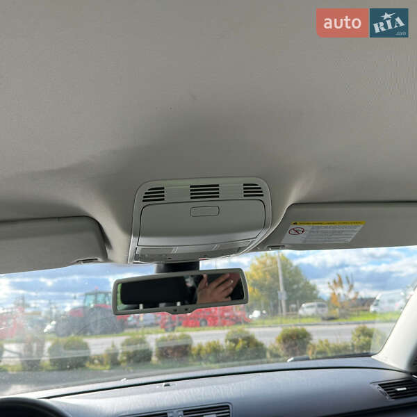 Седан Volkswagen Passat 2009 в Виннице