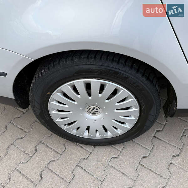 Седан Volkswagen Passat 2009 в Виннице