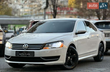 Седан Volkswagen Passat 2012 в Одессе