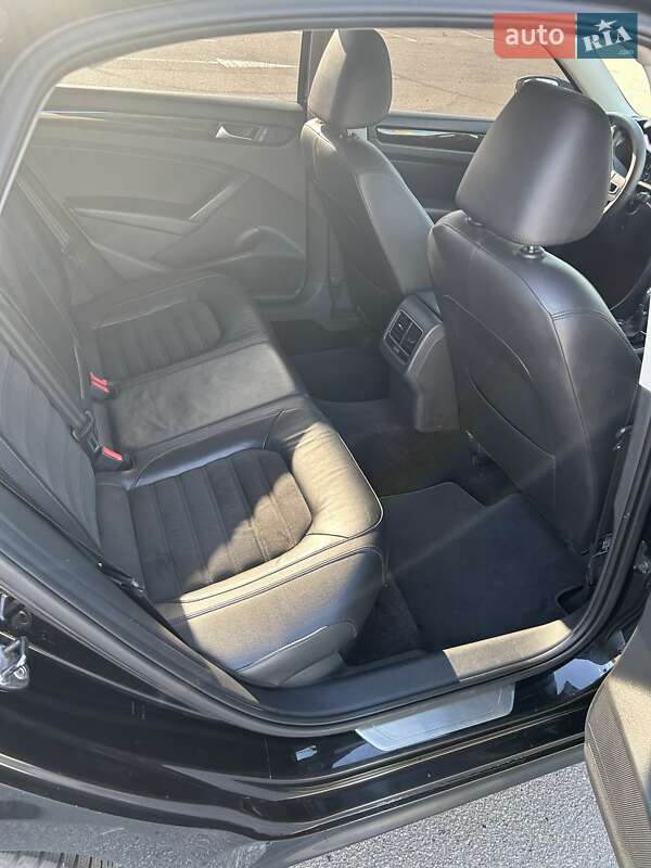 Седан Volkswagen Passat 2013 в Киеве фото 17 Седан Volkswagen Passat 2013 в Киеве