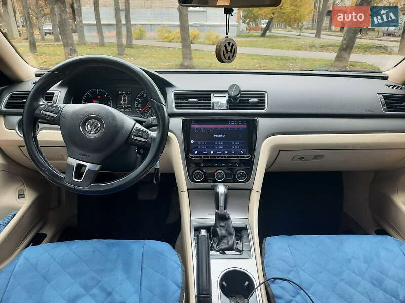 Седан Volkswagen Passat 2014 в Харькове фото 3 Седан Volkswagen Passat 2014 в Харькове