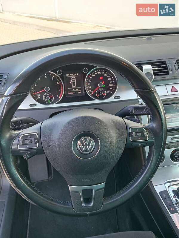 Универсал Volkswagen Passat 2009 в Киеве фото 43 Универсал Volkswagen Passat 2009 в Киеве