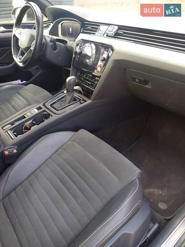 Универсал Volkswagen Passat 2021 в Черкассах