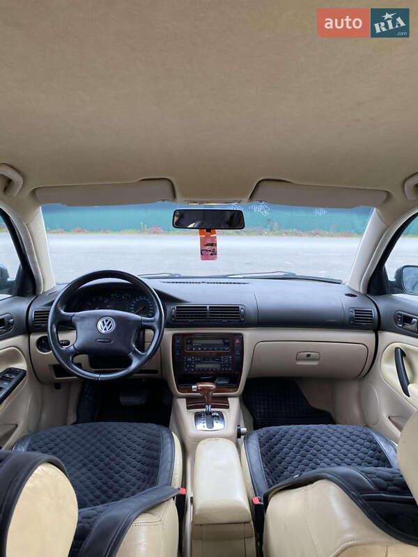 Седан Volkswagen Passat 1998 в Ивано-Франковске