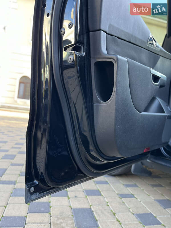 Универсал Volkswagen Passat 2007 в Могилев-Подольске фото 16 Универсал Volkswagen Passat 2007 в Могилев-Подольске