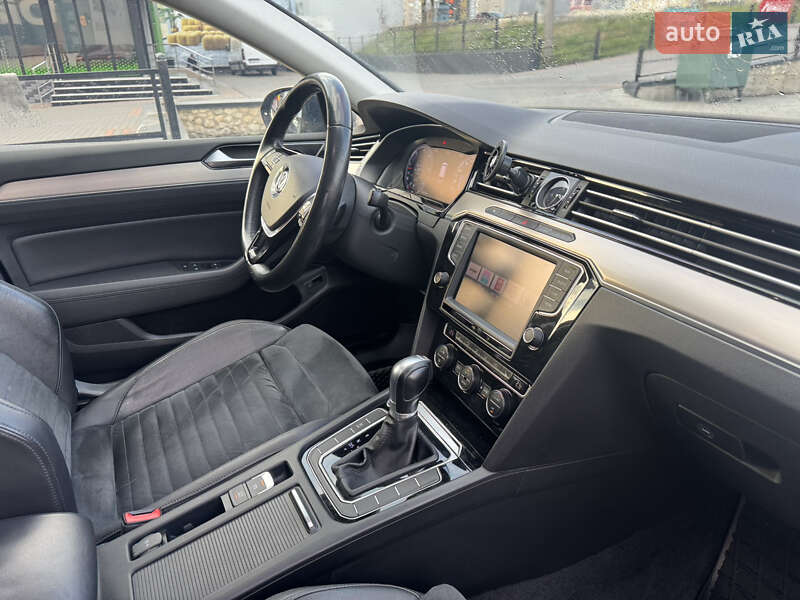 Універсал Volkswagen Passat 2016 в Тернополі фото 9 Універсал Volkswagen Passat 2016 в Тернополі