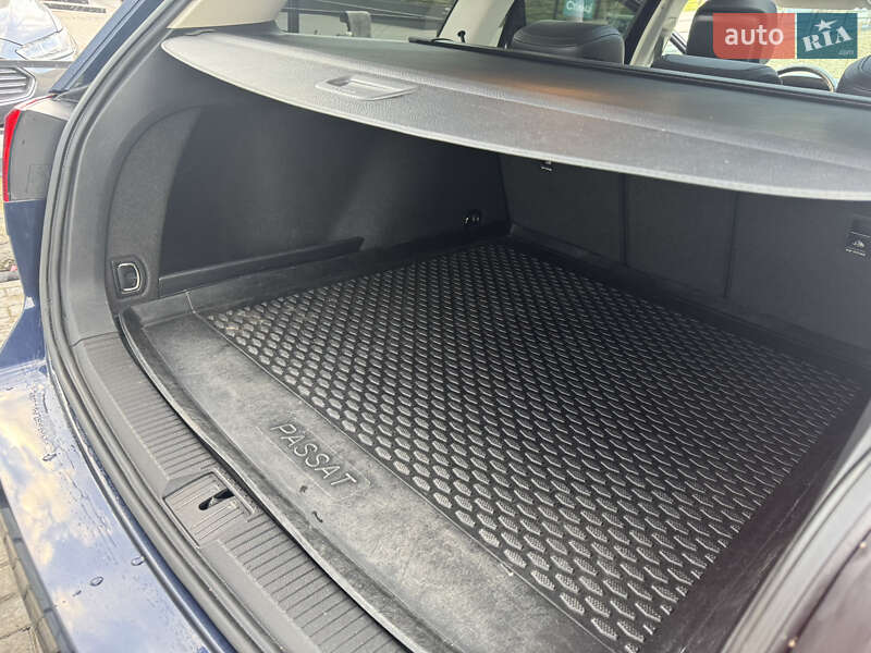 Універсал Volkswagen Passat 2016 в Тернополі фото 25 Універсал Volkswagen Passat 2016 в Тернополі