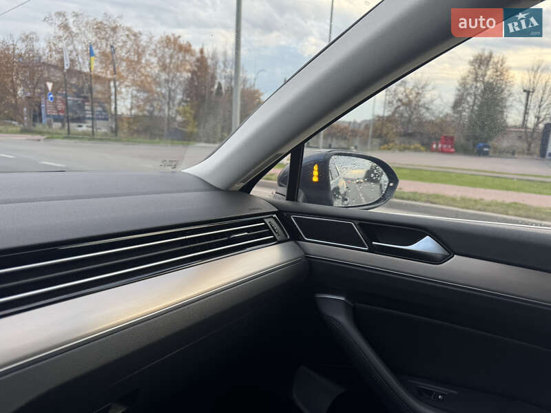 Універсал Volkswagen Passat 2016 в Тернополі фото 31 Універсал Volkswagen Passat 2016 в Тернополі