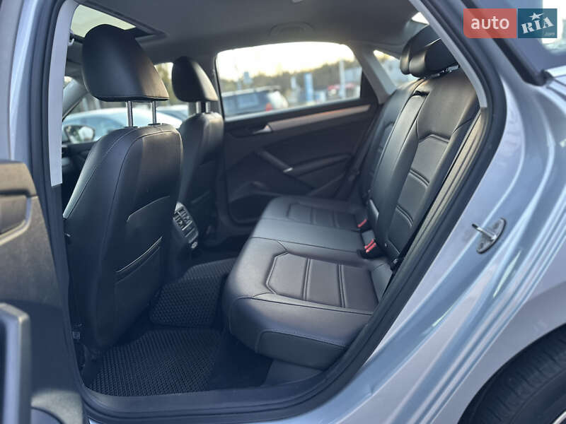 Седан Volkswagen Passat 2021 в Киеве