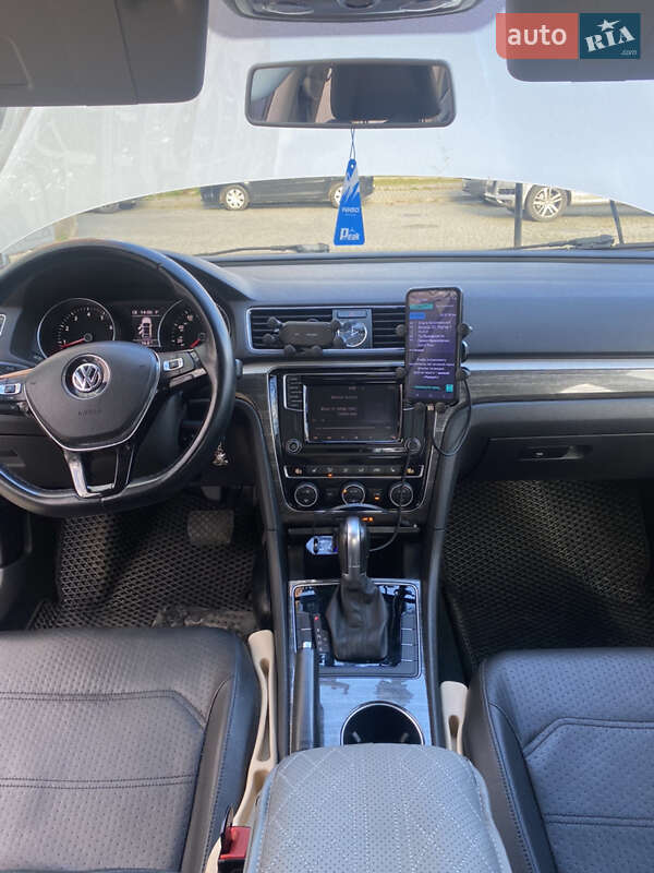 Седан Volkswagen Passat 2015 в Ивано-Франковске фото 7 Седан Volkswagen Passat 2015 в Ивано-Франковске