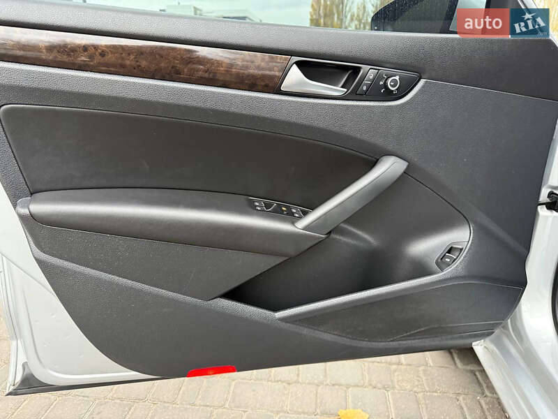 Седан Volkswagen Passat 2014 в Одесі фото 18 Седан Volkswagen Passat 2014 в Одесі