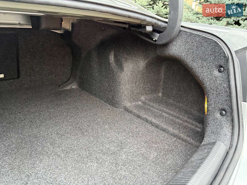 Седан Volkswagen Passat 2014 в Одесі фото 40 Седан Volkswagen Passat 2014 в Одесі