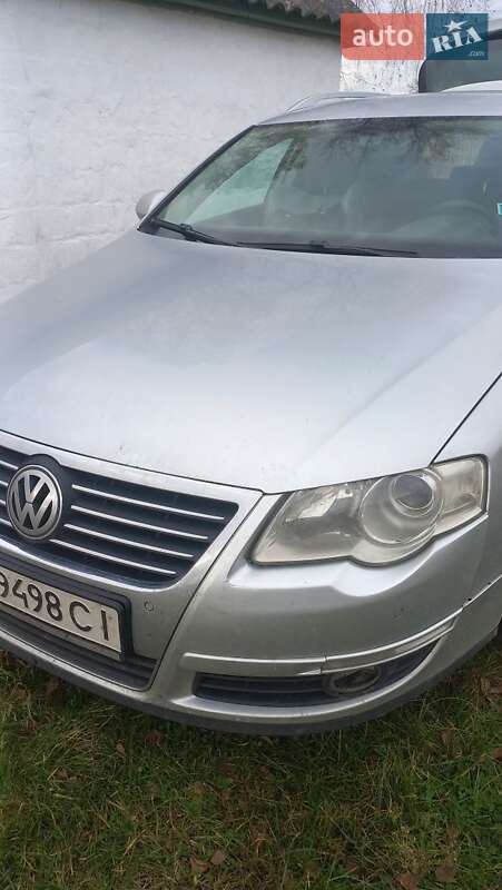 Универсал Volkswagen Passat 2009 в Житомире