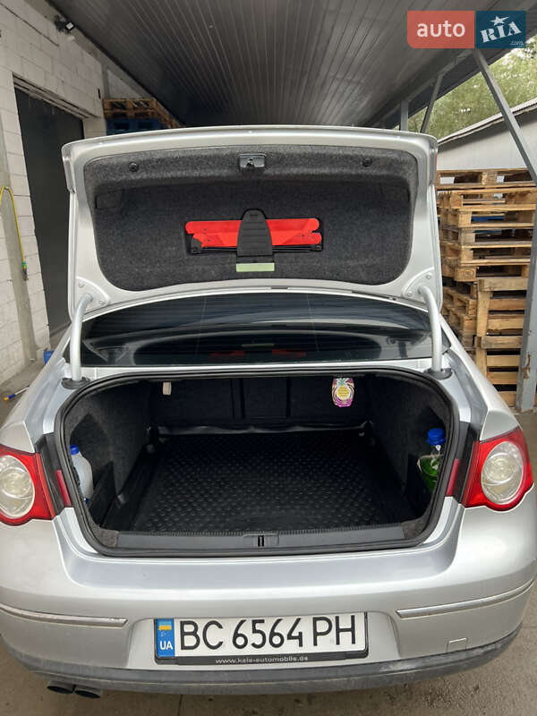 Седан Volkswagen Passat 2006 в Трускавце