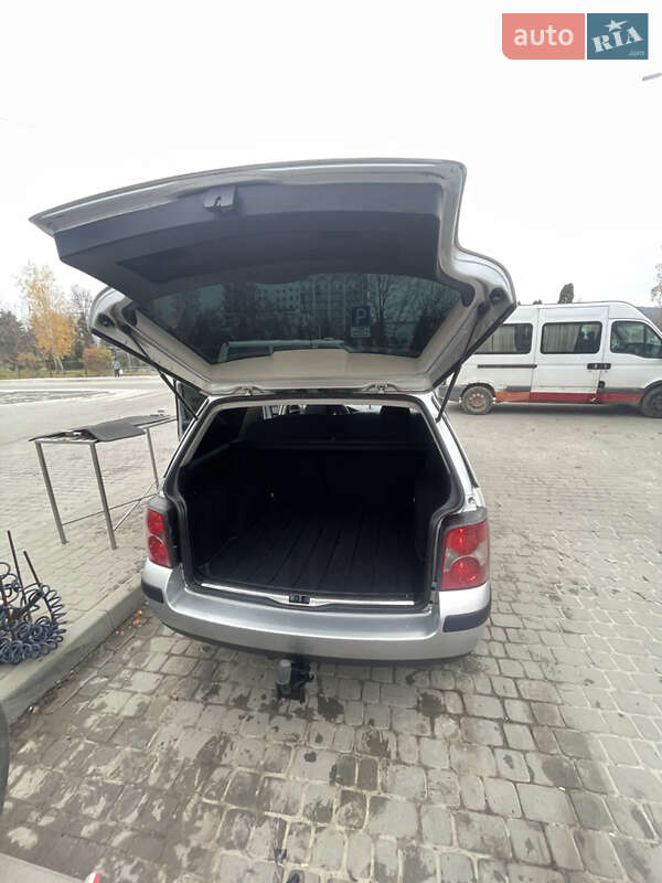 Універсал Volkswagen Passat 2002 в Львові фото 23 Універсал Volkswagen Passat 2002 в Львові